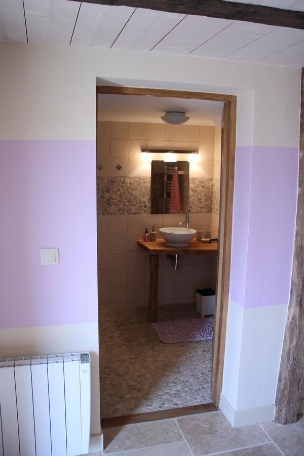 Lo Petit Cretsou Bed & Breakfast Simeyrols Bagian luar foto